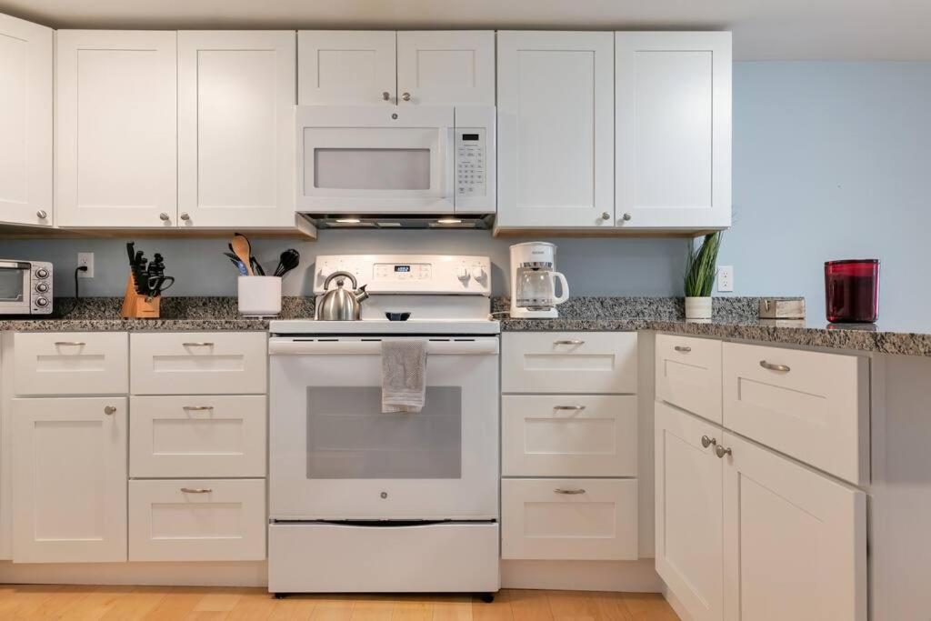 2Br Apt W/ 3 Min Walk To Downtown Swh - Low Tide Southwest Harbor Exterior foto